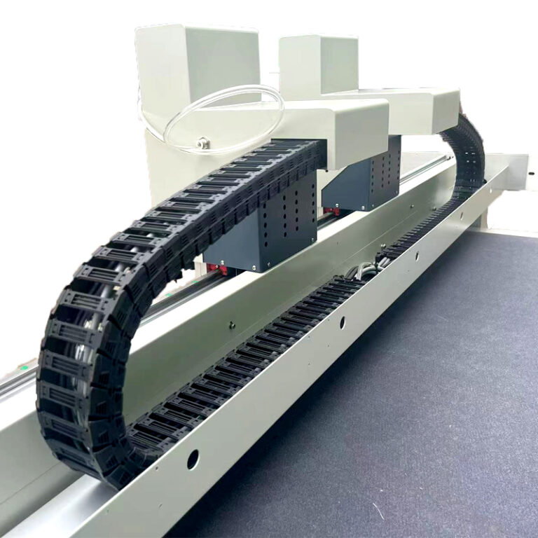 CNC carpet cutting machine for car mat production